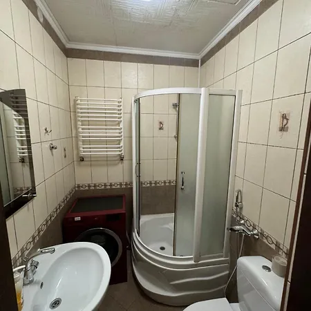 アパート шолом алейхема 8 リヴィウ